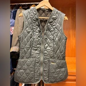 Barbour quilted vest, forest green (US 6/UK10)